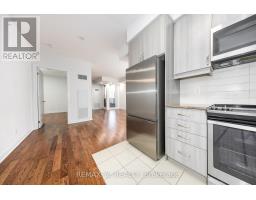 Kitchen - 201 9191 Yonge Street, Richmond Hill, ON L4C1E2 Photo 3