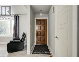 Primary Bedroom - 33 Princess Park Road, Ingersoll, ON N5C1X7 Photo 5