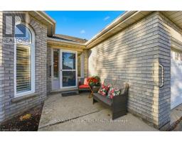 Dining room - 14 Dunton Lane, Brant, ON N3L4E2 Photo 3