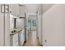 220 1800 Simcoe Street N, Oshawa, ON L1G4X9 Photo 5