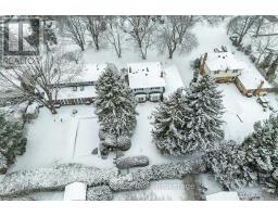 Primary Bedroom - 233 Wellington Street, Whitby, ON L1N5L7 Photo 5