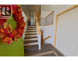 Kitchen - 145 Blackfoot Circle W, Lethbridge, AB T1K7T4 Photo 2