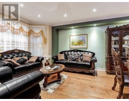 Dining room - 27 Windyton Avenue, Markham, ON L6B0V5 Photo 5