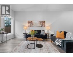 Full bathroom - 324 Equestrian Way Unit 28, Cambridge, ON N3E0E2 Photo 5