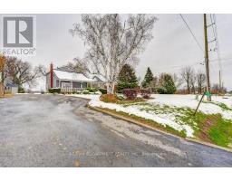 Laundry room - 9188 Dickenson Road W, Hamilton, ON L0R1W0 Photo 2