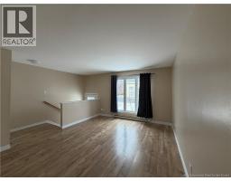 543 545 St Anne, Bathurst, NB E2Z2R2 Photo 4