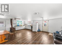 Foyer - 41 River Road, Kawartha Lakes, ON K0M1N0 Photo 4