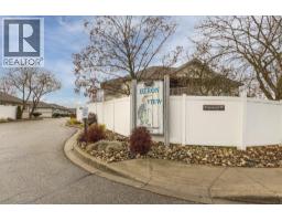 Full bathroom - 111 Harbourfront Drive Nw Unit 14, Salmon Arm, BC V1E1A3 Photo 2