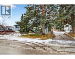 Den - 830 Franklyn Road, Kelowna, BC V1X3V1 Photo 3