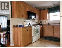 Recreation room - 15 Monarch Drive, Chatham, ON N7L5G6 Photo 3