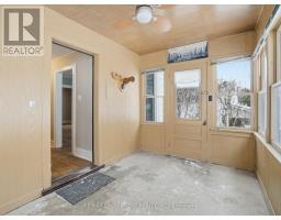 Bedroom - 10 Duncan Street E, Huntsville, ON P1H1P6 Photo 5