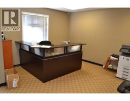 3 14 Thevenaz Industrial Trail, Sylvan Lake, AB T4S2J7 Photo 5