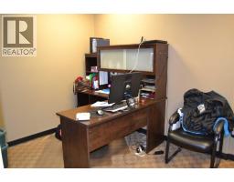 3 14 Thevenaz Industrial Trail, Sylvan Lake, AB T4S2J7 Photo 4