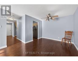 Bedroom - 211 727 Deveron Crescent, London South, ON N5Z4X4 Photo 4