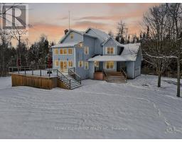 Bathroom - 7460 5th Line, Essa, ON L0M1B1 Photo 4