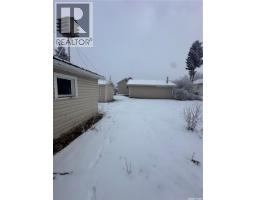 Sunroom - 404 Railway Avenue W, Blaine Lake, SK S0J0J0 Photo 4