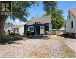 Kitchen - 4354 Fifth Avenue, Niagara Falls, ON L2E4R2 Photo 3