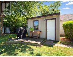 Primary Bedroom - 4354 Fifth Avenue, Niagara Falls, ON L2E4R2 Photo 5