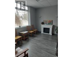 662 668 Gustavus Street, Saugeen Shores, ON N0H2C0 Photo 2