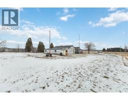 Laundry room - 22821 Thames Road, Appin, ON N0L1A0 Photo 5
