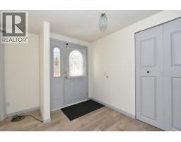 Den - 2930 Brown Road Unit 21, Salmon Arm, BC V1E3K3 Photo 5