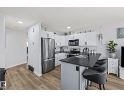 Kitchen - 35 15 Woodsmere, Fort Saskatchewan, AB T8L4S2 Photo 3