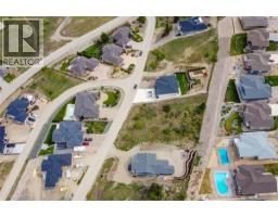 2587 St Andrews Street, Blind Bay, BC V0E1H2 Photo 3