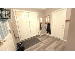 Eating area - 264 266 Prince Rupert Boulevard, Prince Rupert, BC V8J4E2 Photo 3