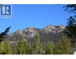 7050 Elk Ridge Road Lot 10, Radium Hot Springs, BC V0A1M0 Photo 4