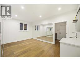 1468 Kings Avenue, West Vancouver, BC V7T2C9 Photo 2