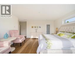 1468 Kings Avenue, West Vancouver, BC V7T2C9 Photo 3