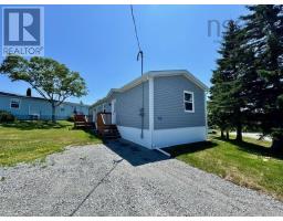 Bath (# pieces 1-6) - 4 Davis Drive, South Uniacke, NS B0N1Z0 Photo 4