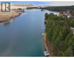 Living room - 36 Lee Lake, Rural Pincher Creek No 9 Md Of, AB T0K1W0 Photo 2