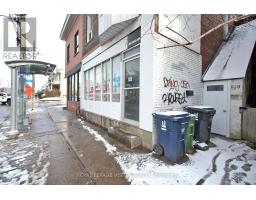 819 Pape Avenue, Toronto, ON M4K3V1 Photo 4
