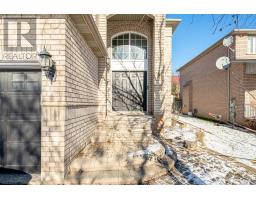 Bedroom 5 - 681 Bristol Road W, Mississauga, ON L5R3Y1 Photo 3