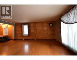 Dining room - 2121 21 Avenue, Didsbury, AB T0M0W0 Photo 2