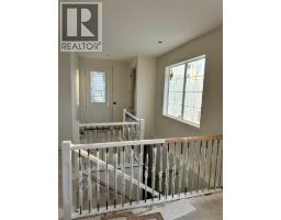 Kitchen - 277 Waterford Way, Chestermere, AB T1X2Z6 Photo 5