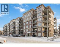 Bedroom - 212 136 A Sandpiper Road, Fort Mcmurray, AB T9K0J7 Photo 3