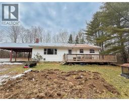 Bath (# pieces 1-6) - 11 Birch Street, Florencevillebristol, NB E7L2E7 Photo 2