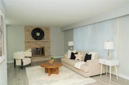 Bedroom - 10 Abraham Bay, Winnipeg, MB R2P1G1 Photo 5