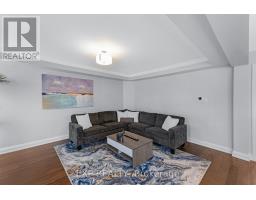 Dining room - 35 Viscount Way, East Gwillimbury, ON L0G1M0 Photo 5