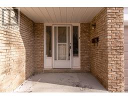 18 653 Village Parkway, Markham, ON L3R2R2 Photo 3