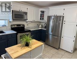 Bedroom 2 - 351 Commercial Avenue, Timmins, ON P4N2X8 Photo 5