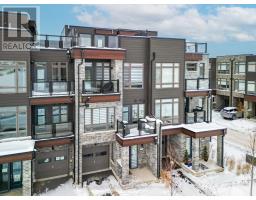 Bathroom - 158 Elgin Street, Orillia, ON L3V1R2 Photo 3