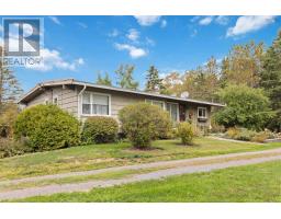 421 St Andrews River Road, Image 2