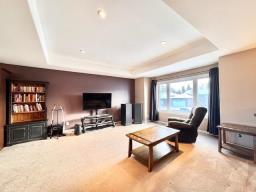 19 Laurel Bay, Brandon, MB R7A2K9 Photo 2