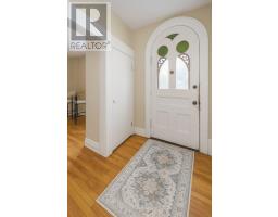 Kitchen - 222 Ellen Street, North Middlesex, ON N0M2K0 Photo 3