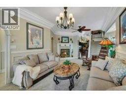 Living room - 5406 50 Avenue, Lacombe, AB T4L1N5 Photo 5