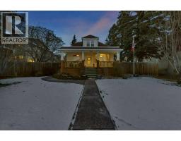 Bedroom - 5406 50 Avenue, Lacombe, AB T4L1N5 Photo 2
