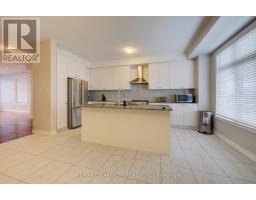 Kitchen - 2285 Khalsa Gate, Oakville, ON L6M1P4 Photo 5